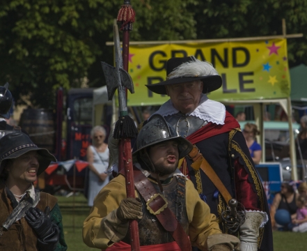 SK at Sherborne on Loddon Jun 2009