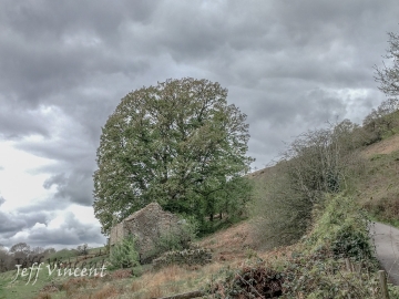 Old Barn near The Garth