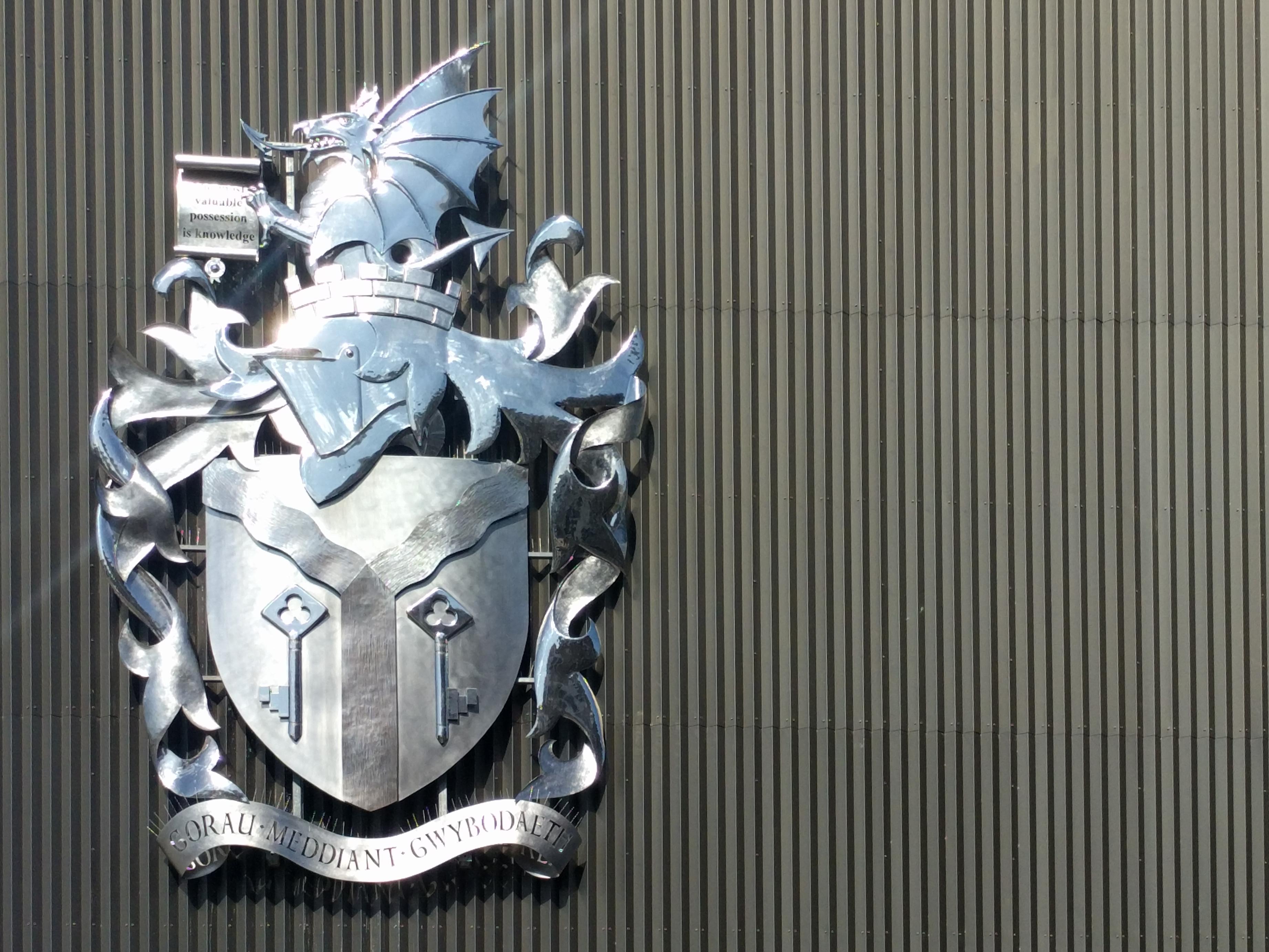 Cardiff Metropolitan University Crest